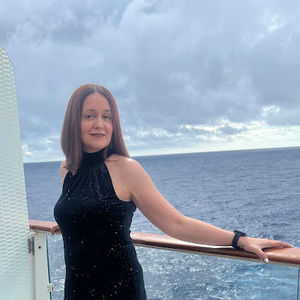 Meet your Posher, Izaskun